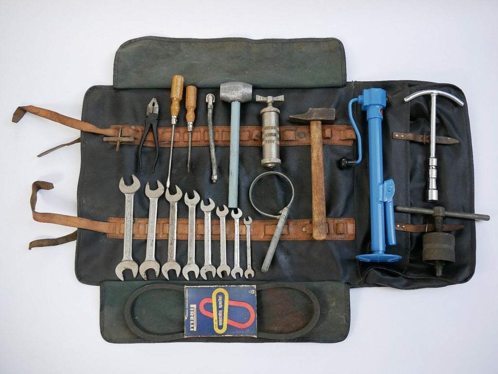 Ferrari 250 tool kit