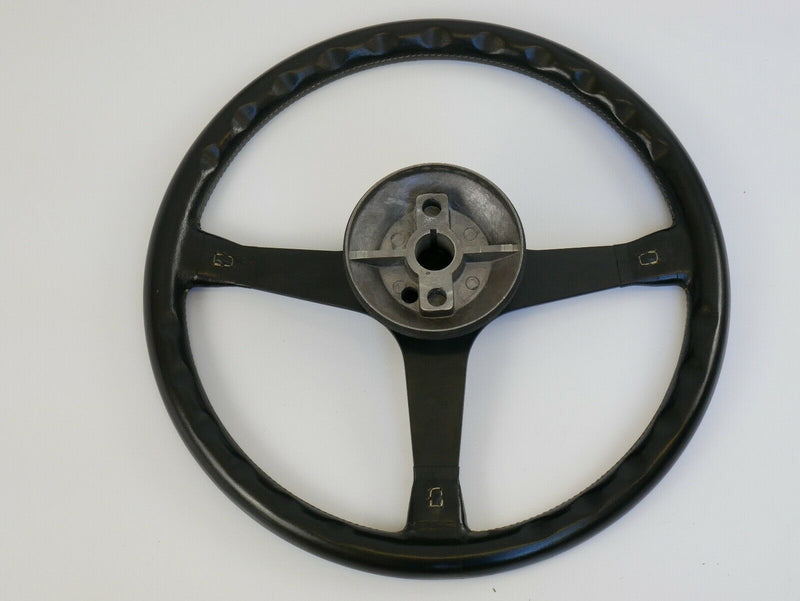 ferrari 400 412 momo wheel
