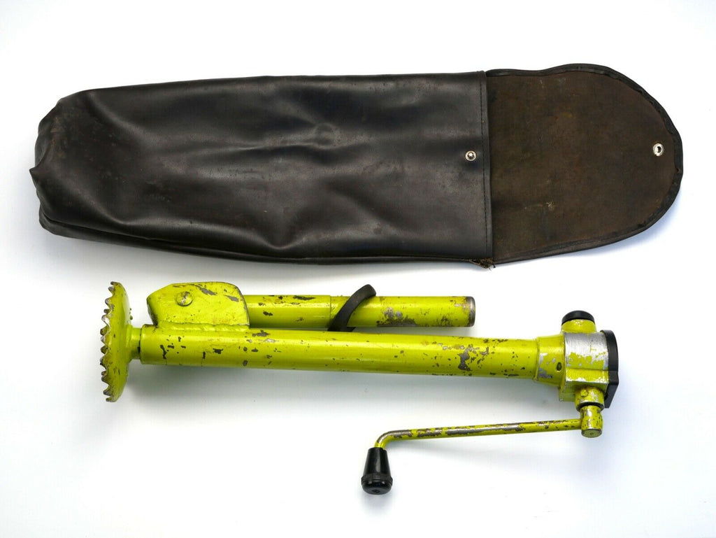 Ferrari 246 Dino Battaini Jack & Pouch