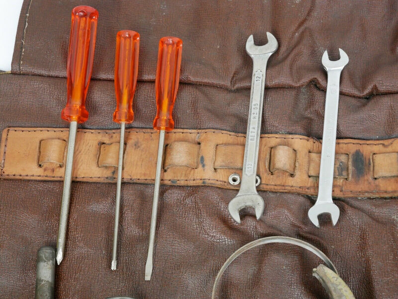1967-71 Ferrari 365 GT 2+2 Queen Mary Tool Kit Jack Pouch